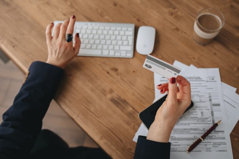 When You Should Use a Personal Loan